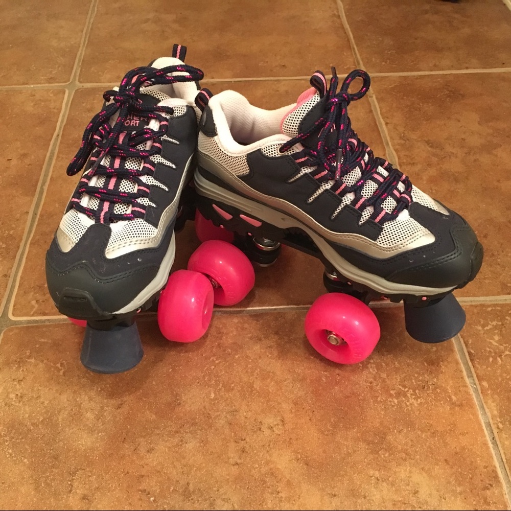 Sketchers roller skates